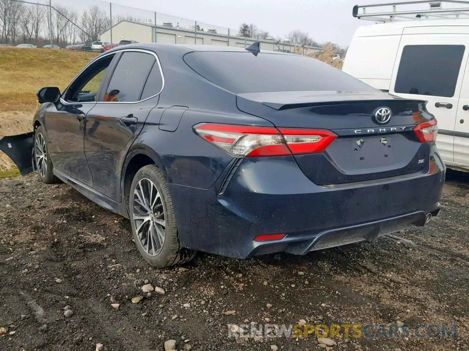 3 Фотография поврежденного автомобиля 4T1B11HK3KU683997 TOYOTA CAMRY 2019