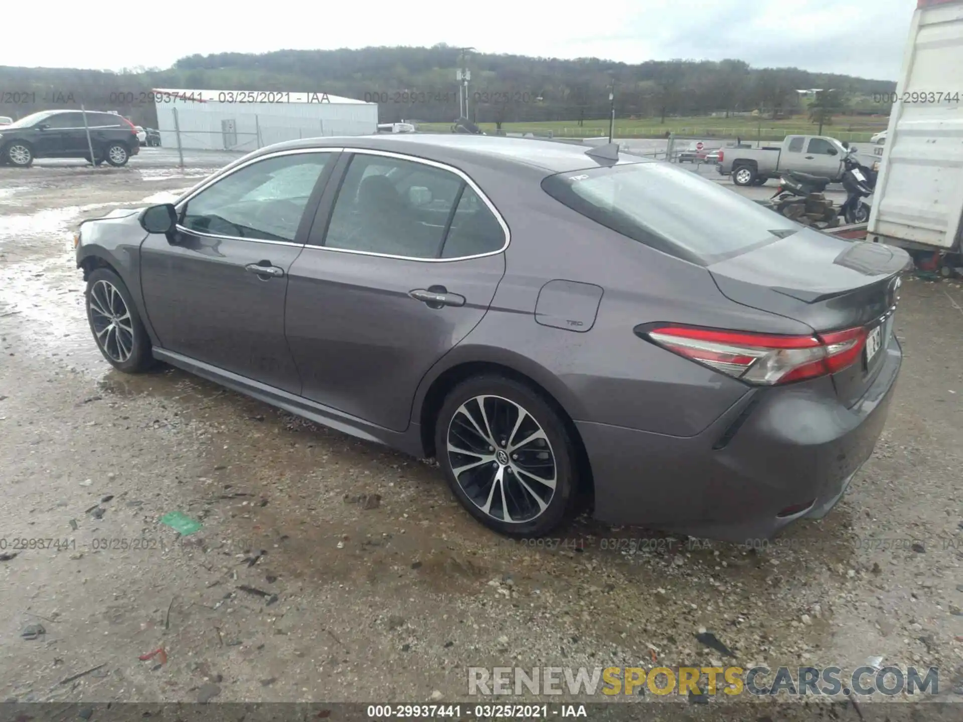 3 Photograph of a damaged car 4T1B11HK3KU685457 TOYOTA CAMRY 2019