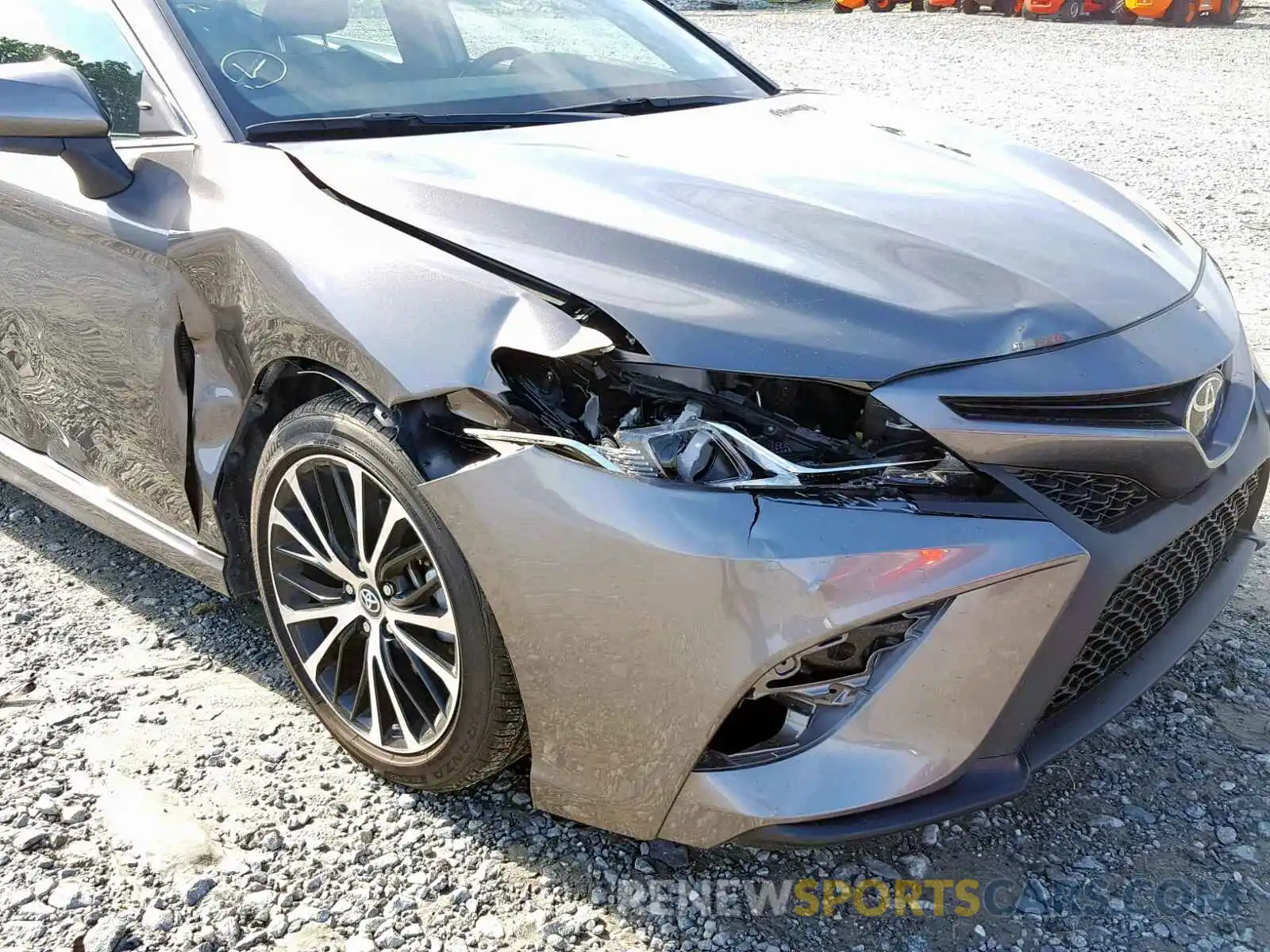 9 Photograph of a damaged car 4T1B11HK3KU687242 TOYOTA CAMRY 2019