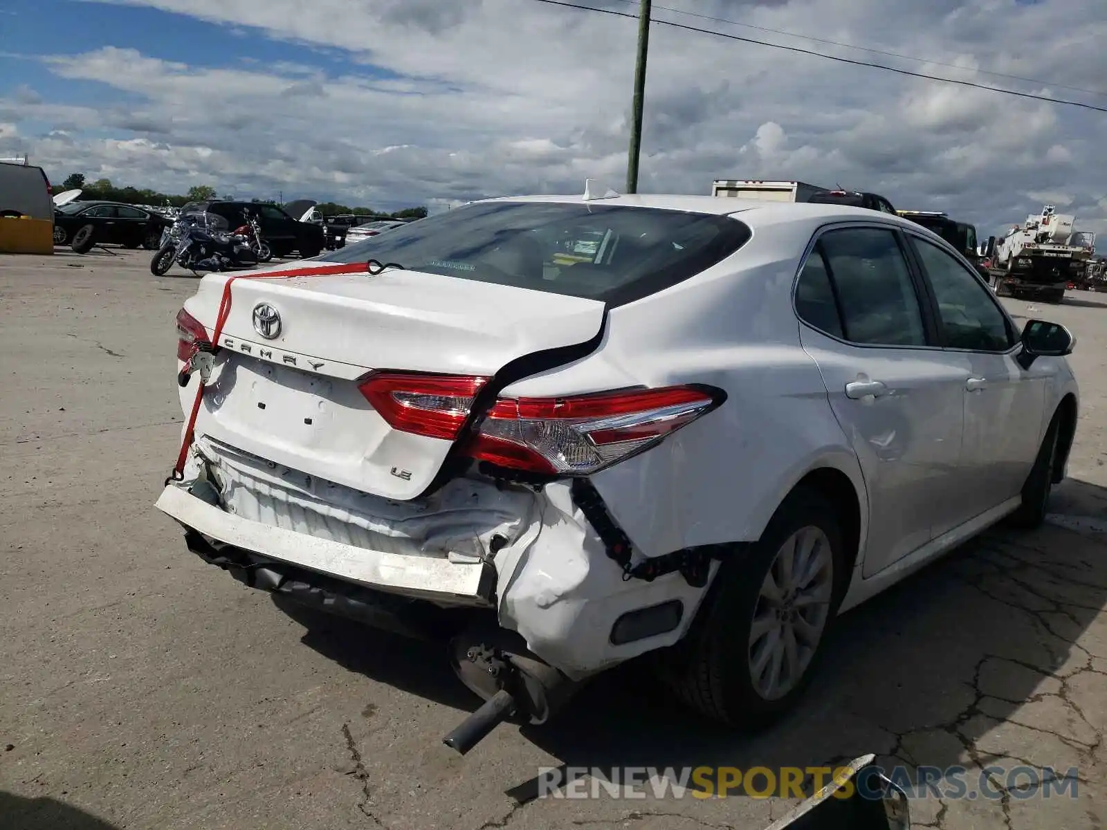 4 Photograph of a damaged car 4T1B11HK3KU688715 TOYOTA CAMRY 2019