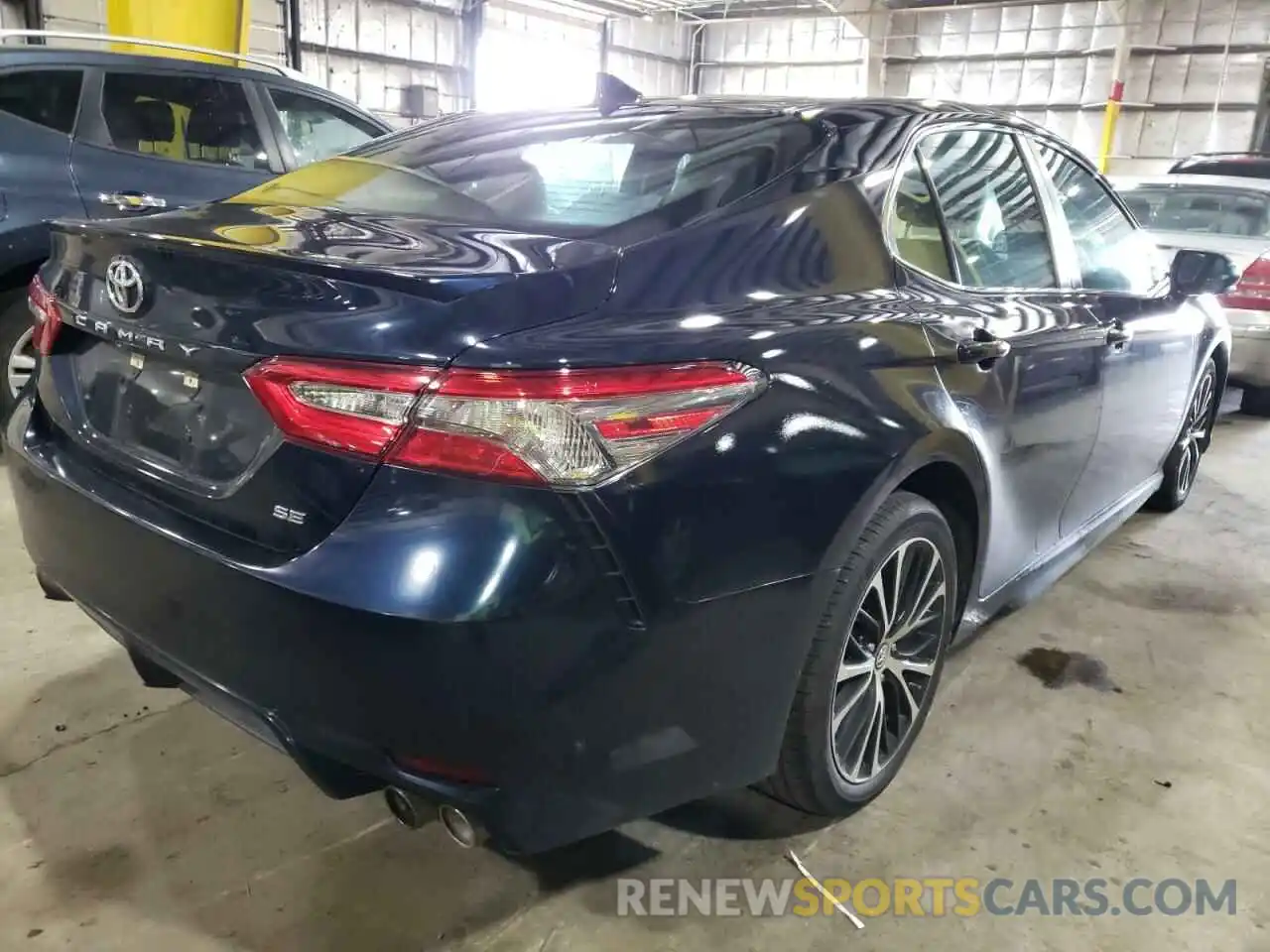 4 Photograph of a damaged car 4T1B11HK3KU688763 TOYOTA CAMRY 2019