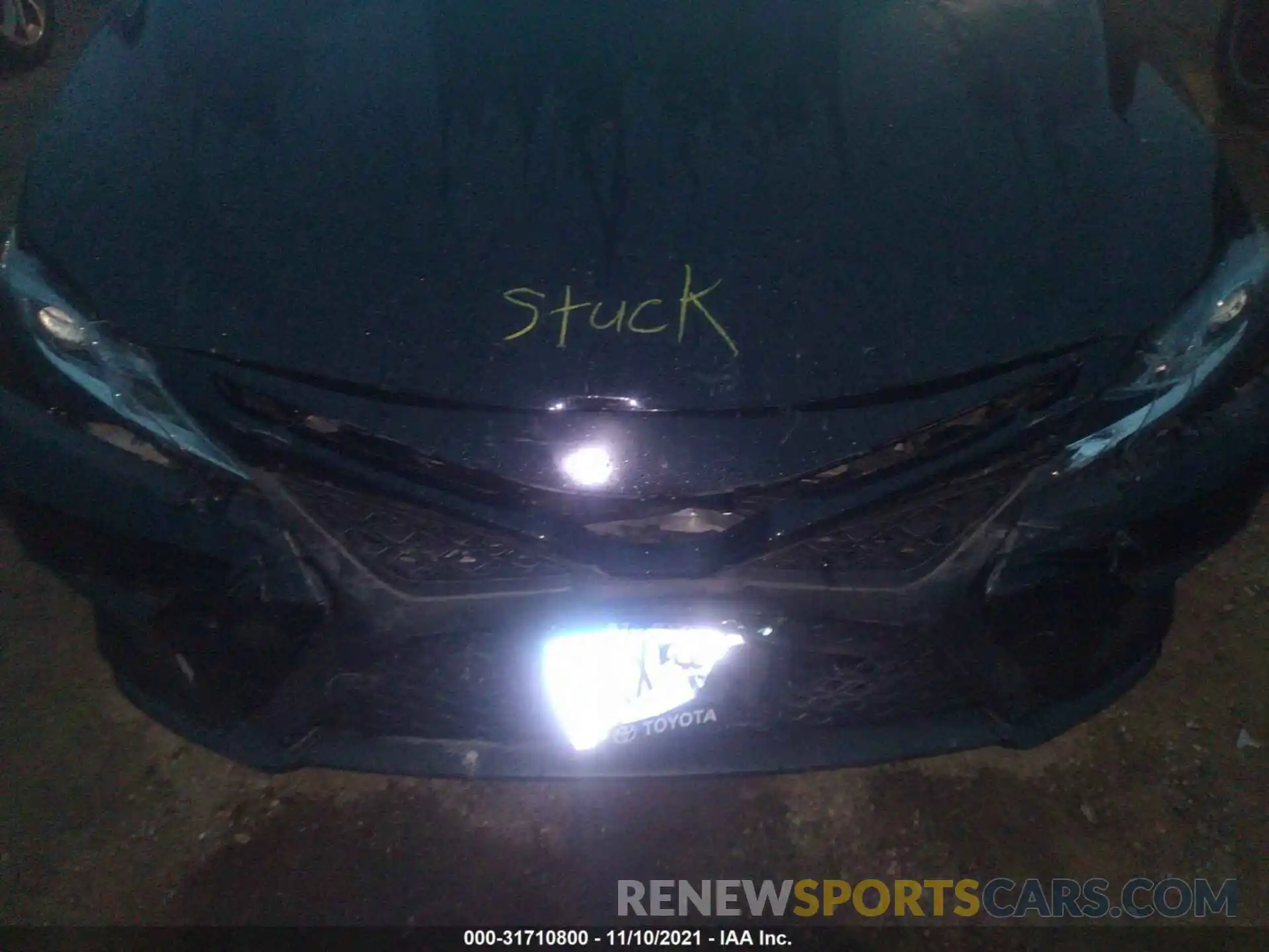 10 Photograph of a damaged car 4T1B11HK3KU688889 TOYOTA CAMRY 2019