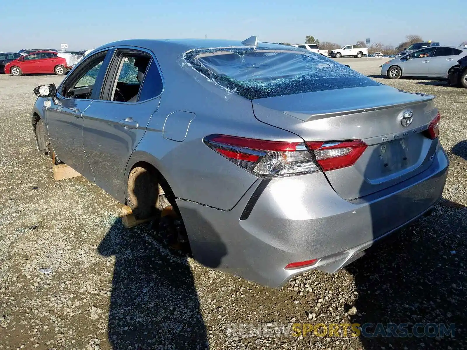 3 Photograph of a damaged car 4T1B11HK3KU689735 TOYOTA CAMRY 2019