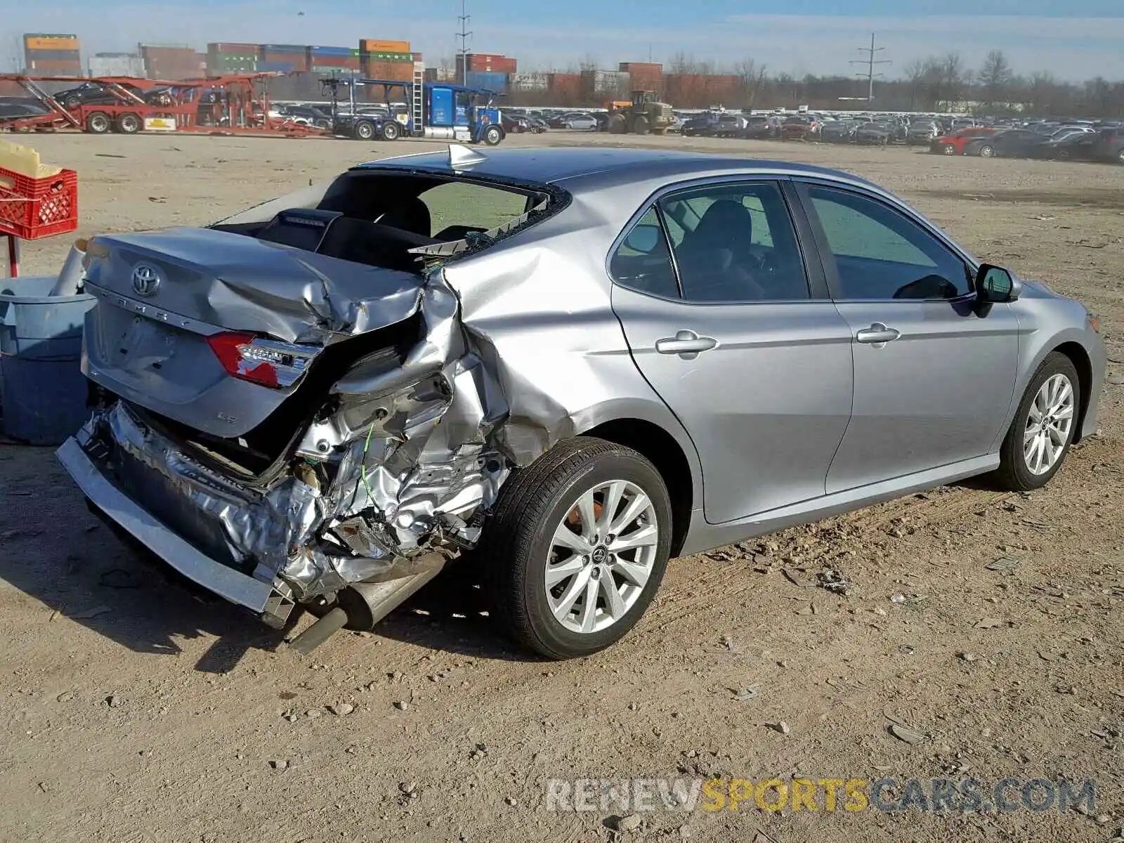 4 Photograph of a damaged car 4T1B11HK3KU689816 TOYOTA CAMRY 2019