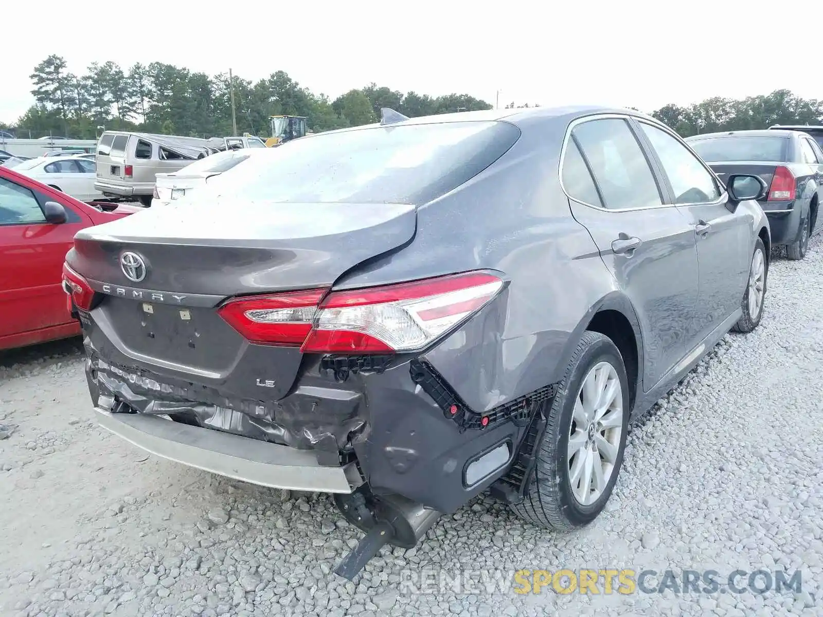 4 Photograph of a damaged car 4T1B11HK3KU690271 TOYOTA CAMRY 2019