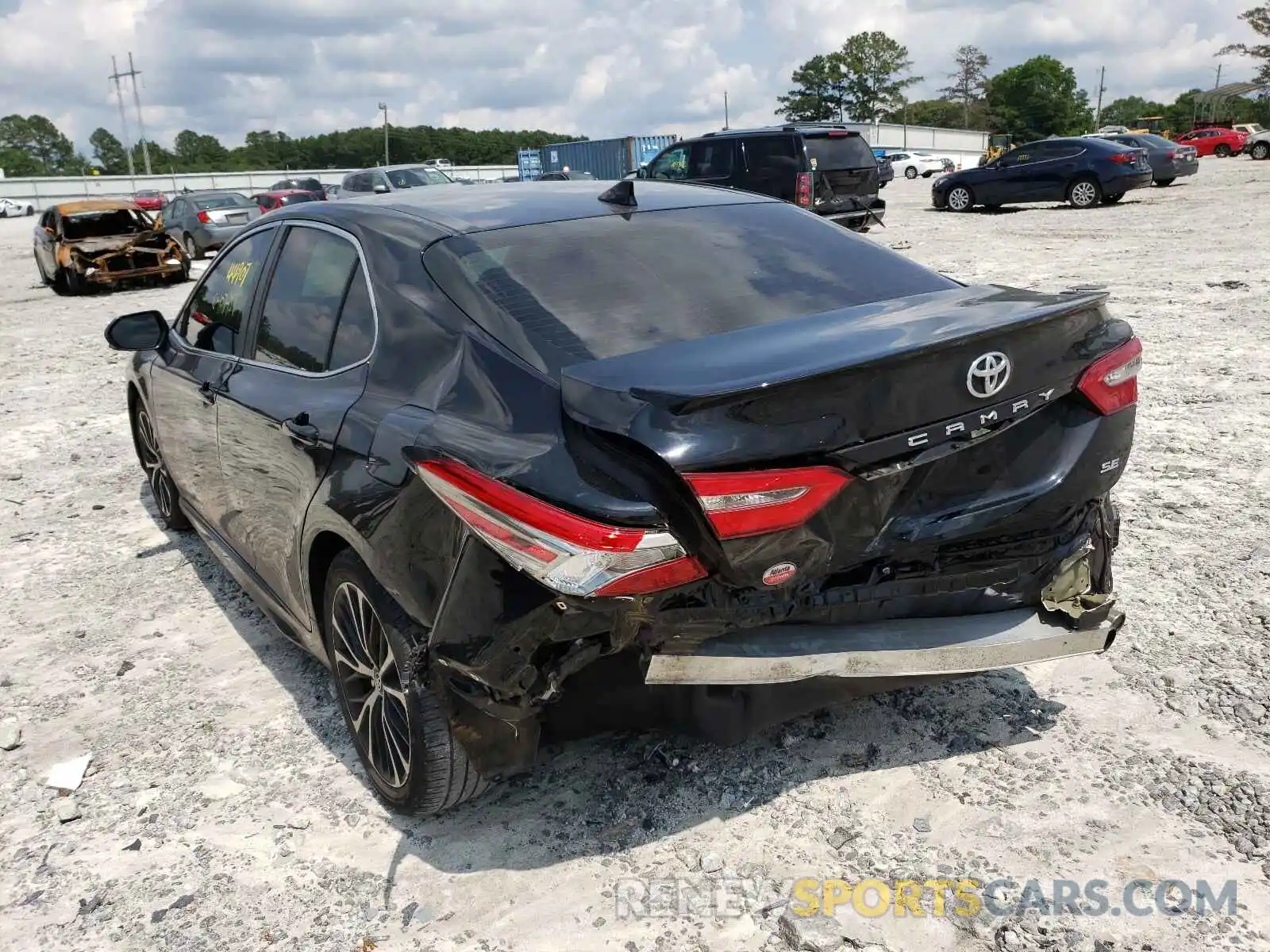 3 Photograph of a damaged car 4T1B11HK3KU690853 TOYOTA CAMRY 2019