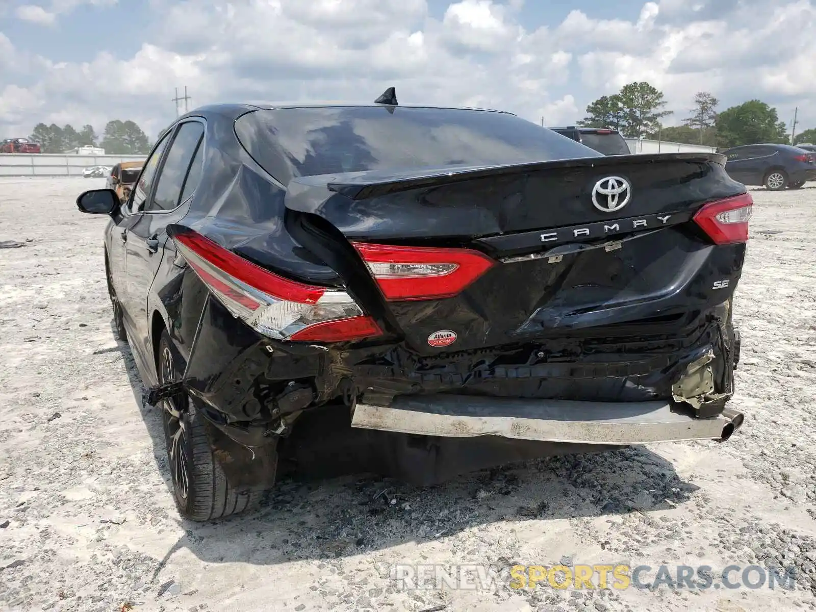 9 Photograph of a damaged car 4T1B11HK3KU690853 TOYOTA CAMRY 2019