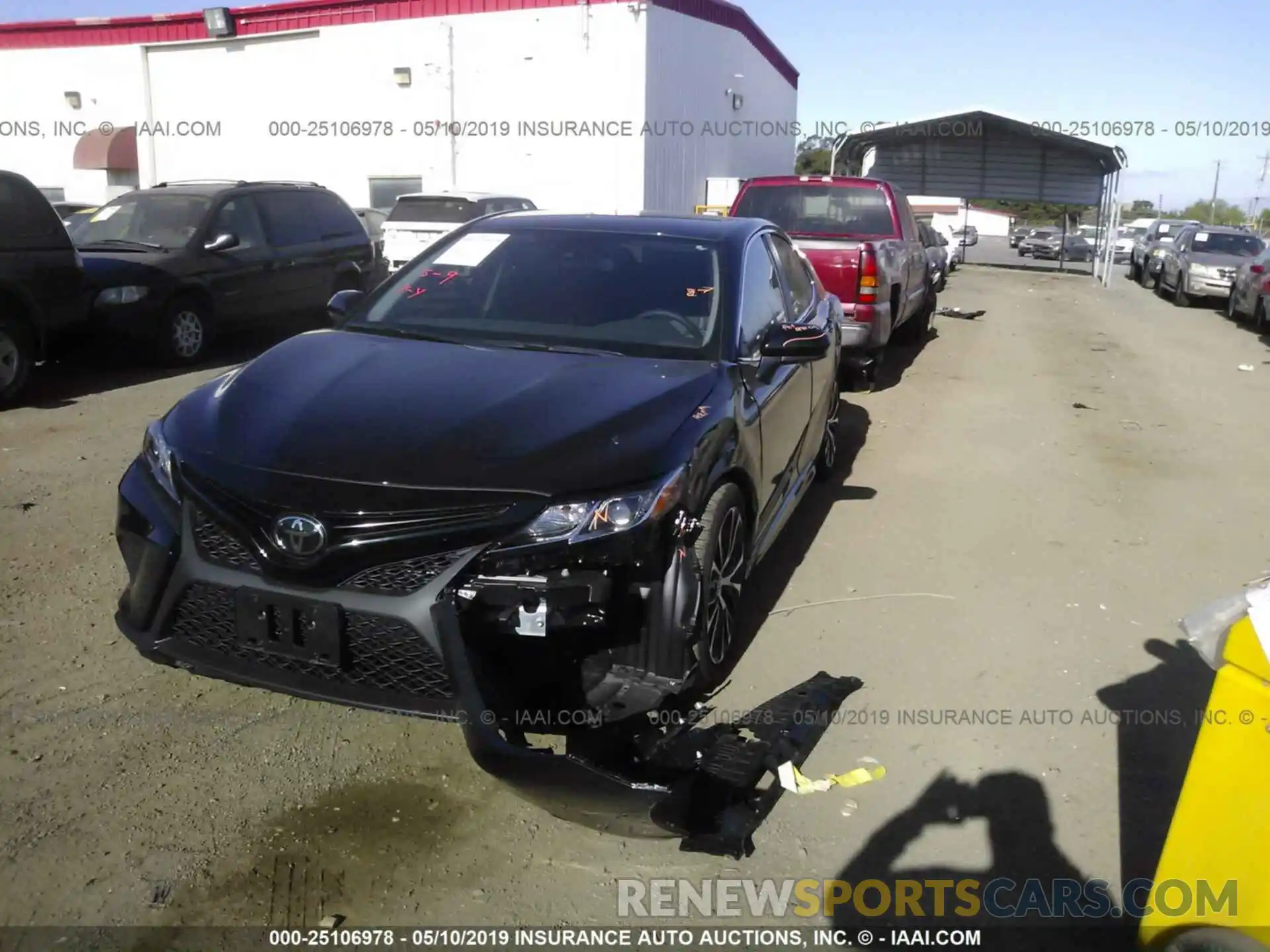 2 Photograph of a damaged car 4T1B11HK3KU693641 TOYOTA CAMRY 2019