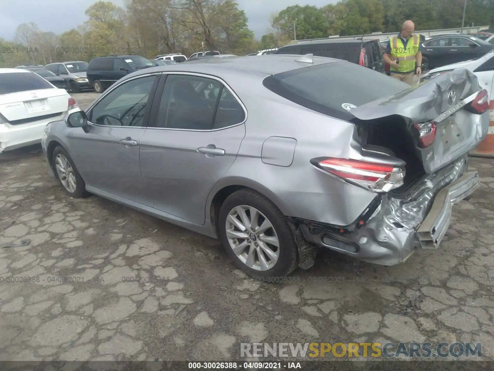 3 Photograph of a damaged car 4T1B11HK3KU696409 TOYOTA CAMRY 2019