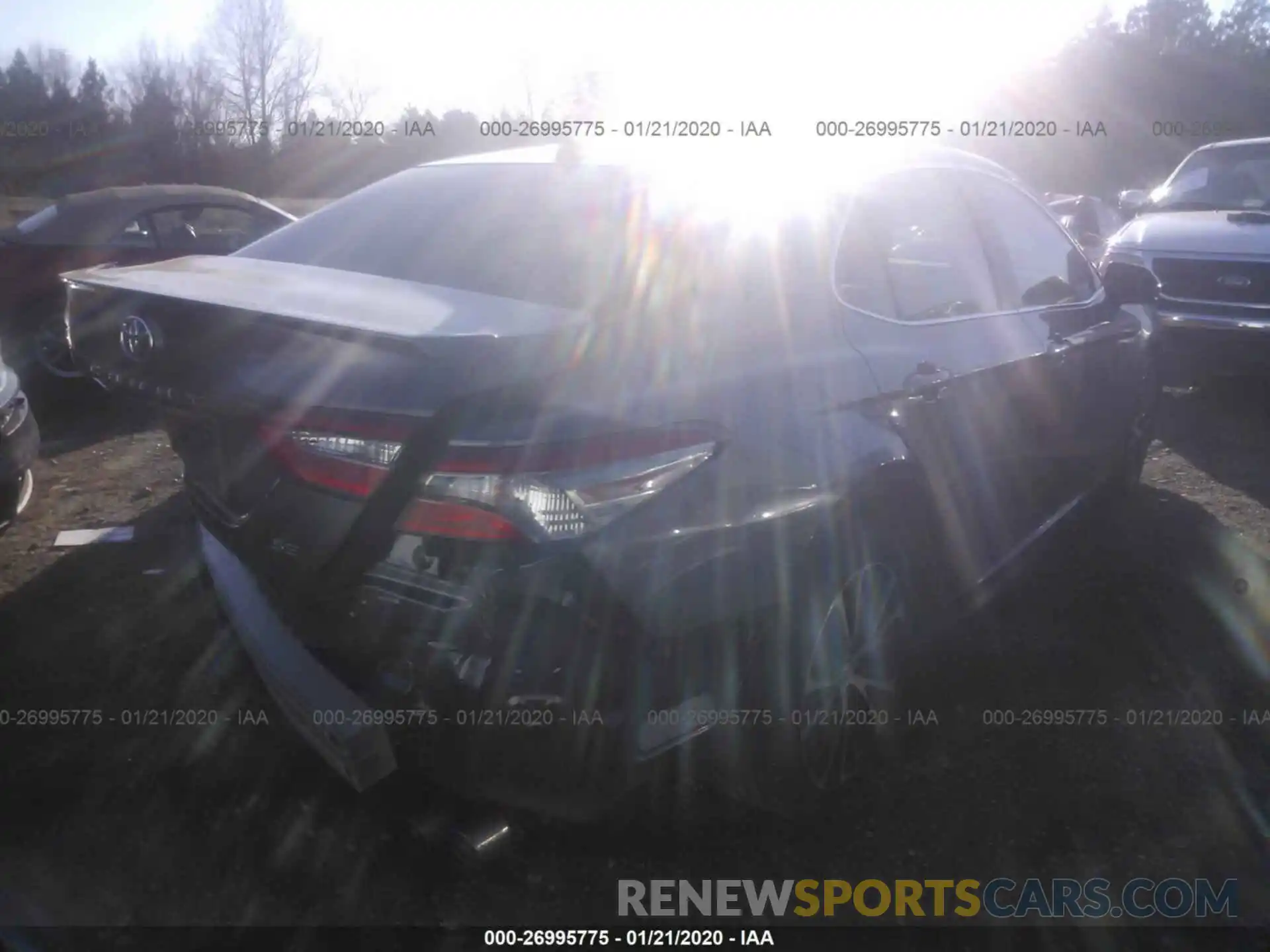 4 Photograph of a damaged car 4T1B11HK3KU697012 TOYOTA CAMRY 2019