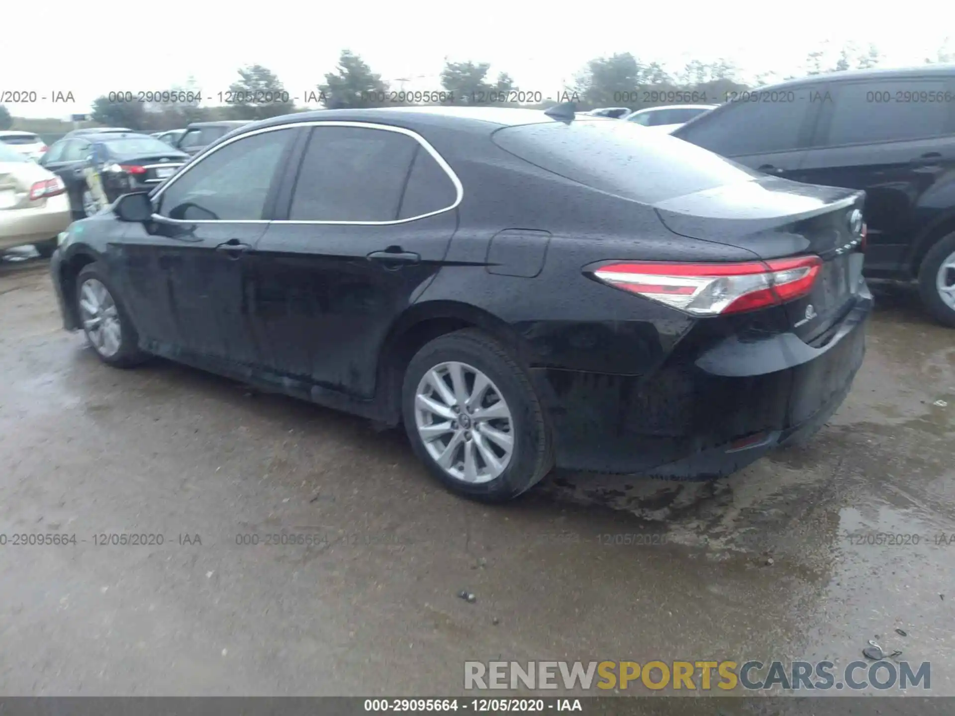 3 Photograph of a damaged car 4T1B11HK3KU698953 TOYOTA CAMRY 2019