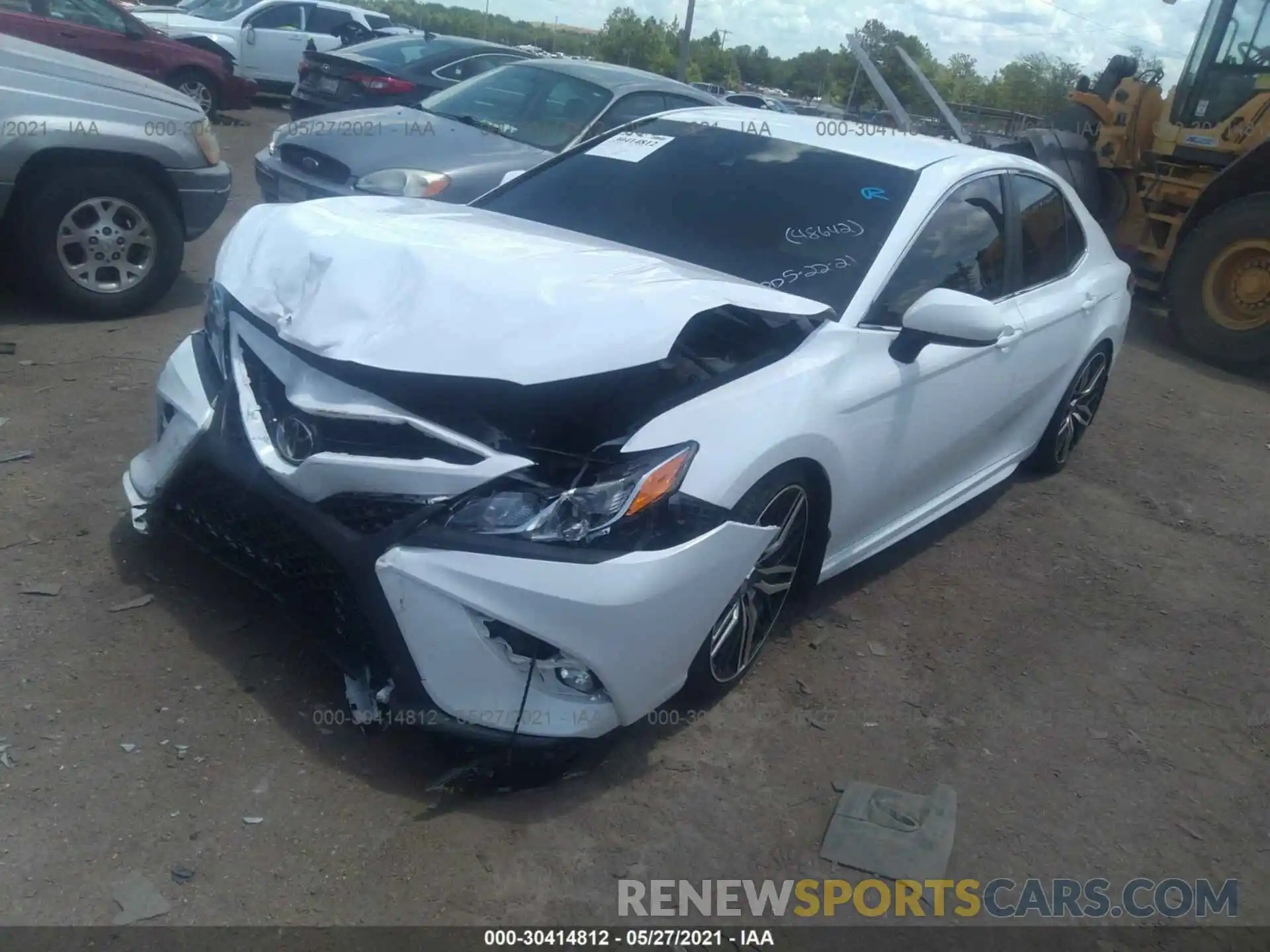 2 Photograph of a damaged car 4T1B11HK3KU700121 TOYOTA CAMRY 2019