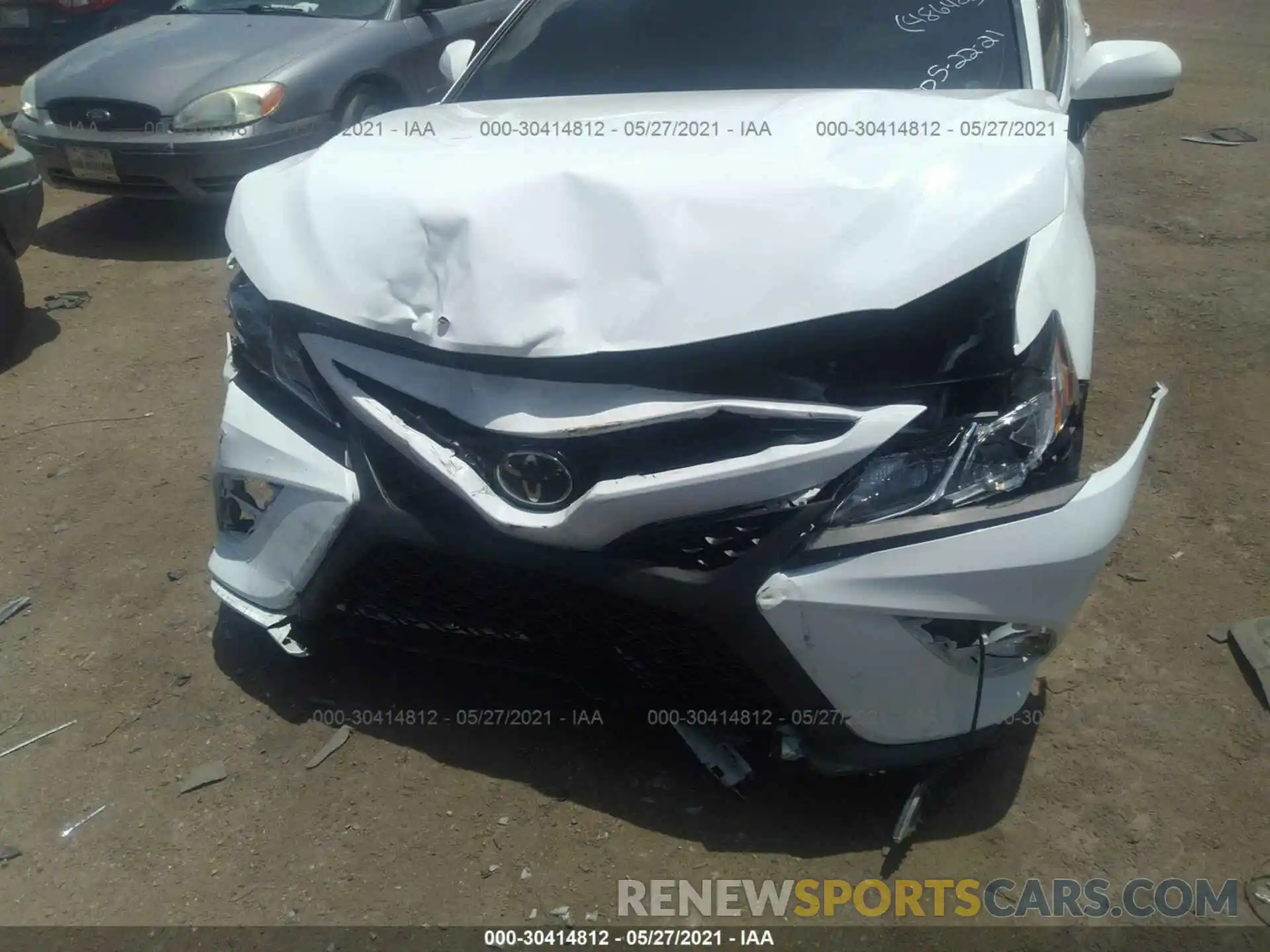 6 Photograph of a damaged car 4T1B11HK3KU700121 TOYOTA CAMRY 2019