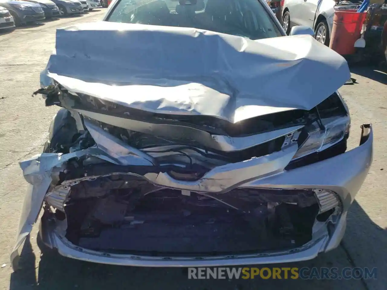 9 Photograph of a damaged car 4T1B11HK3KU700491 TOYOTA CAMRY 2019