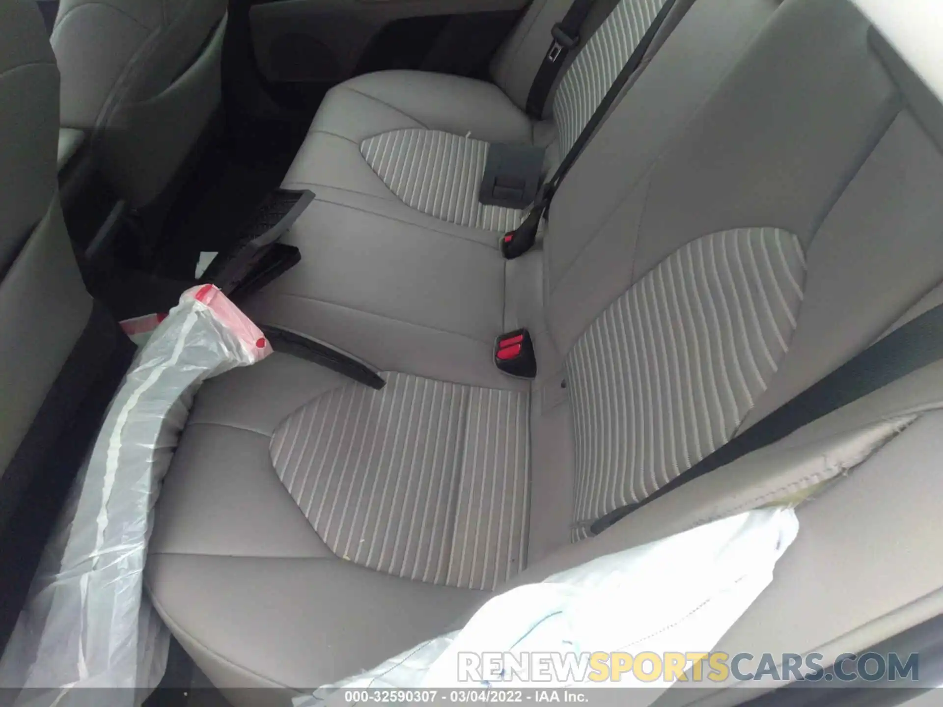 8 Photograph of a damaged car 4T1B11HK3KU701124 TOYOTA CAMRY 2019