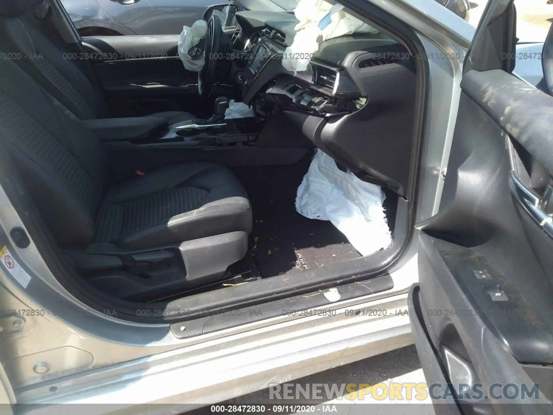 5 Photograph of a damaged car 4T1B11HK3KU702533 TOYOTA CAMRY 2019