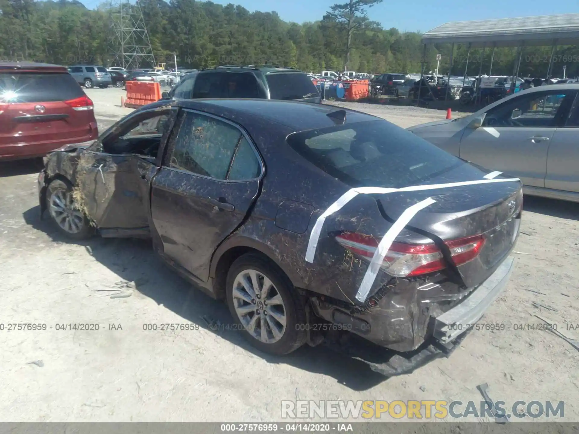 3 Photograph of a damaged car 4T1B11HK3KU702855 TOYOTA CAMRY 2019