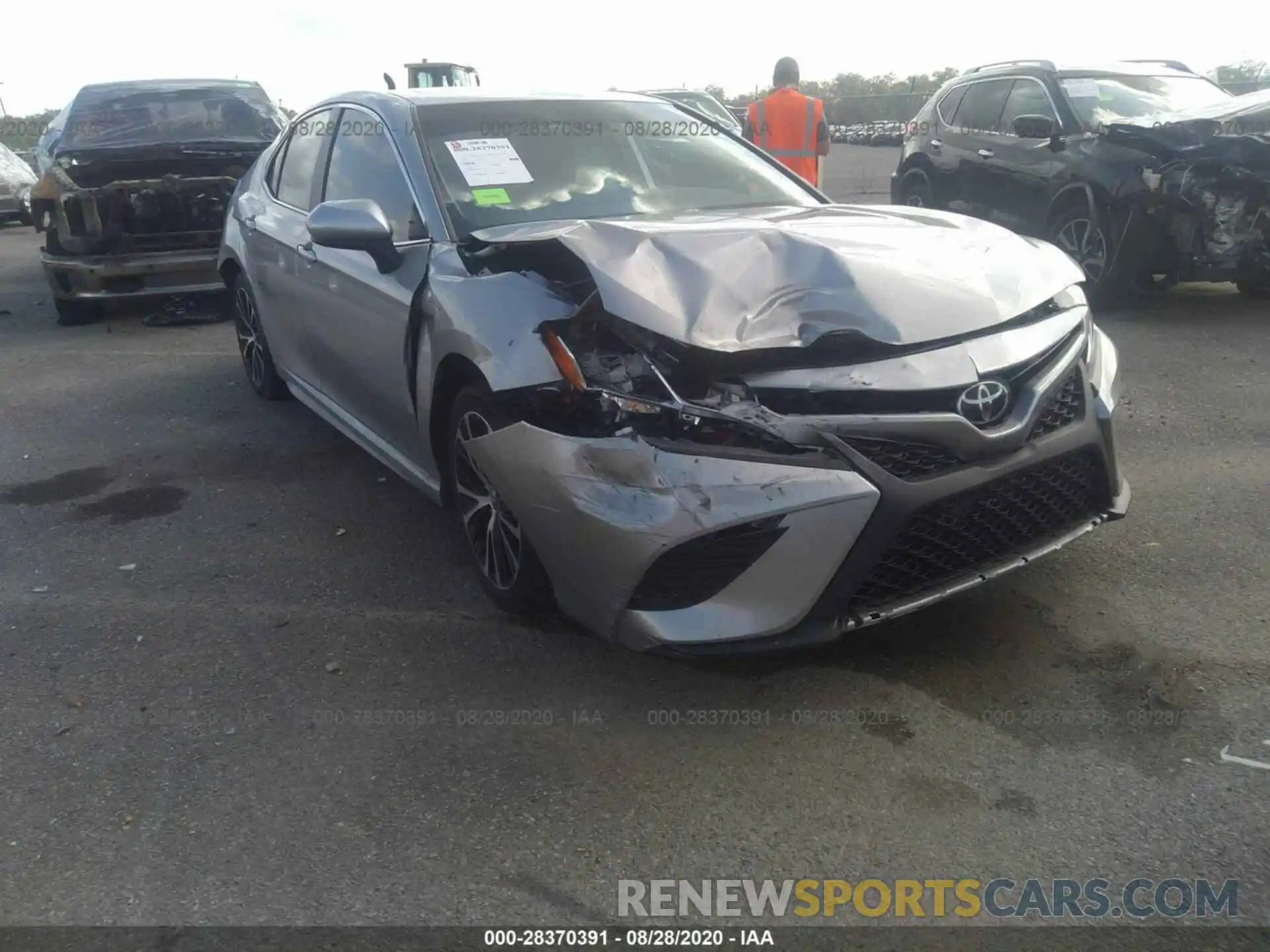 1 Photograph of a damaged car 4T1B11HK3KU706257 TOYOTA CAMRY 2019