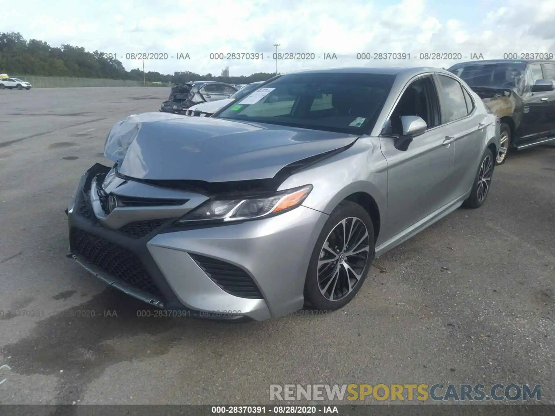 2 Photograph of a damaged car 4T1B11HK3KU706257 TOYOTA CAMRY 2019