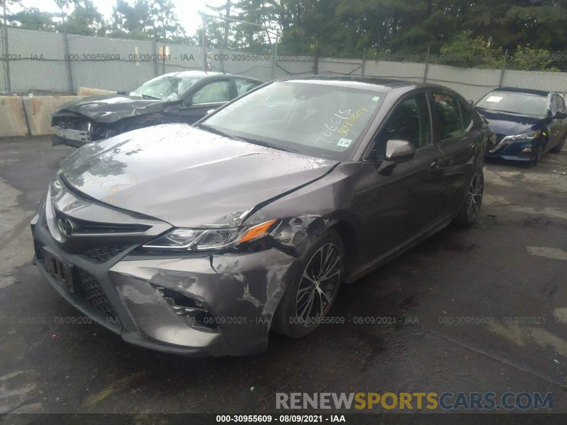 2 Photograph of a damaged car 4T1B11HK3KU706615 TOYOTA CAMRY 2019