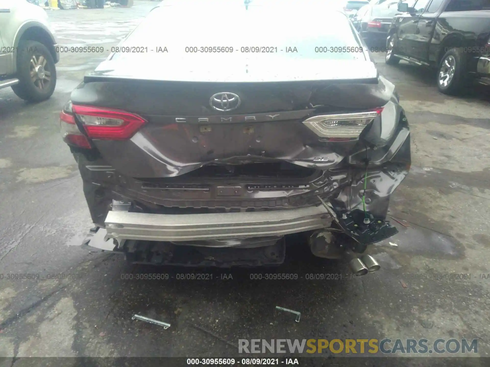 6 Photograph of a damaged car 4T1B11HK3KU706615 TOYOTA CAMRY 2019