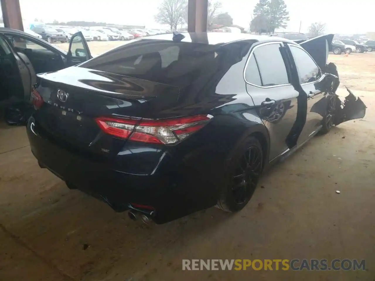 4 Photograph of a damaged car 4T1B11HK3KU707487 TOYOTA CAMRY 2019