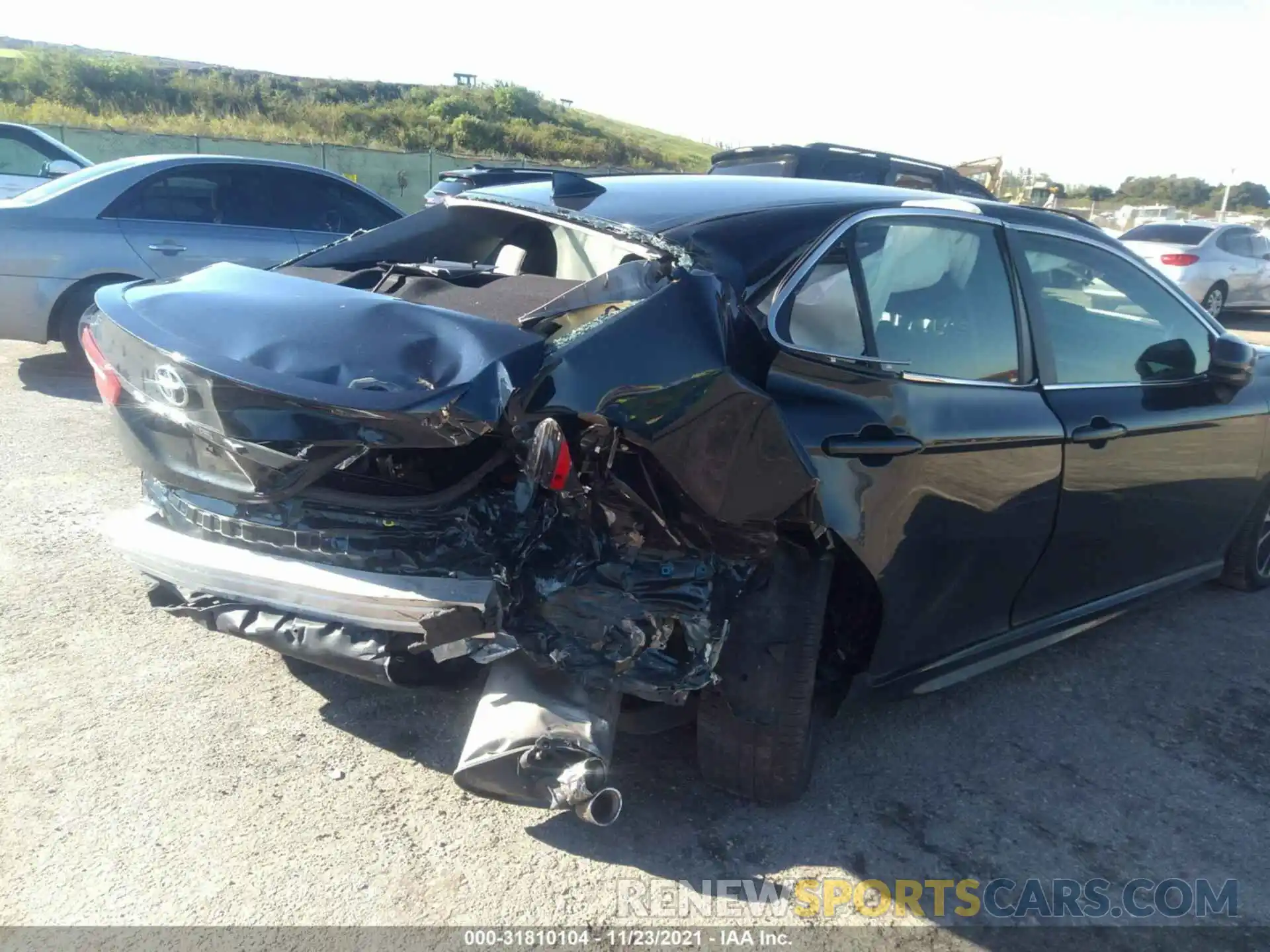 6 Photograph of a damaged car 4T1B11HK3KU708087 TOYOTA CAMRY 2019