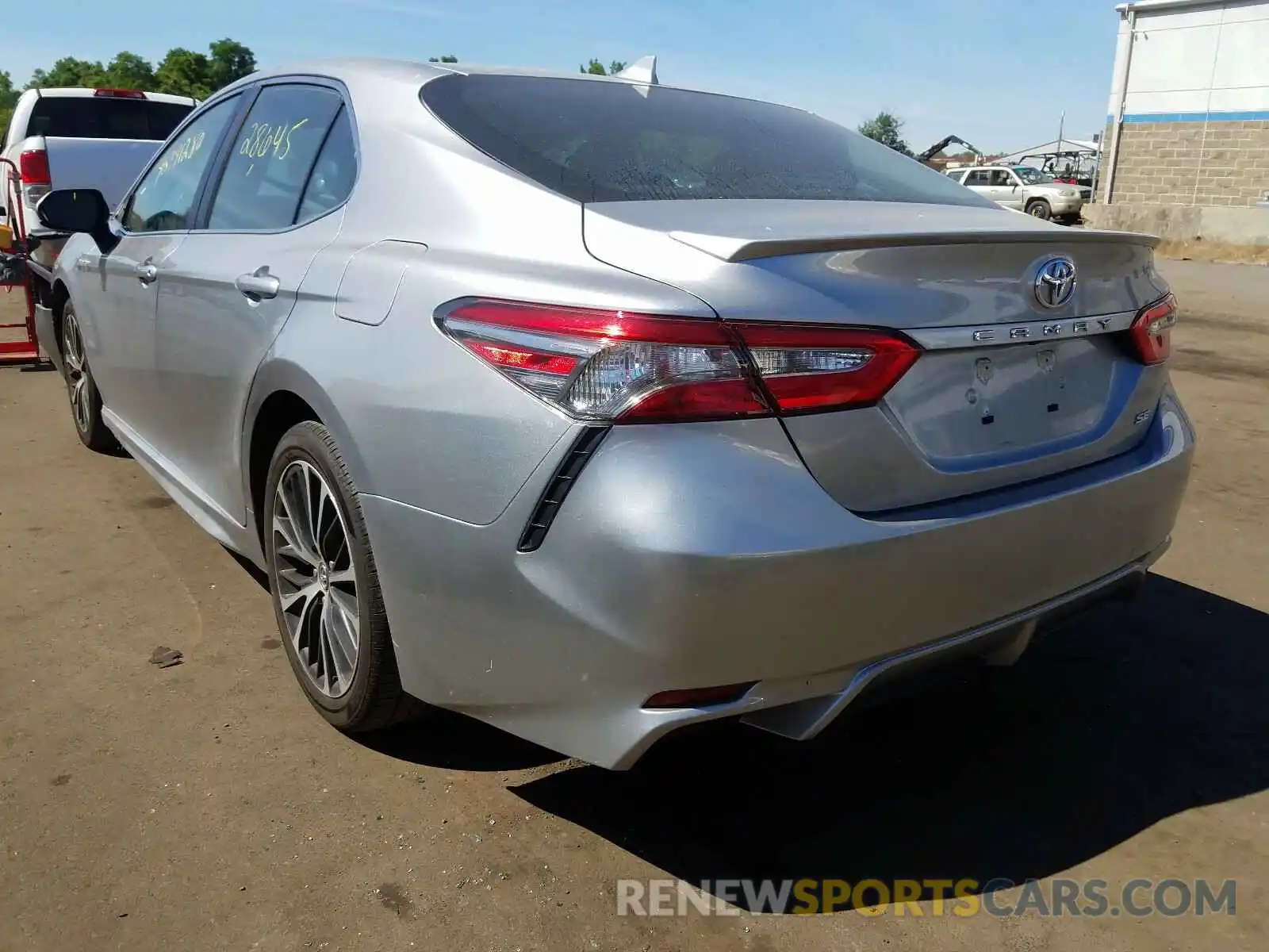 3 Photograph of a damaged car 4T1B11HK3KU709191 TOYOTA CAMRY 2019