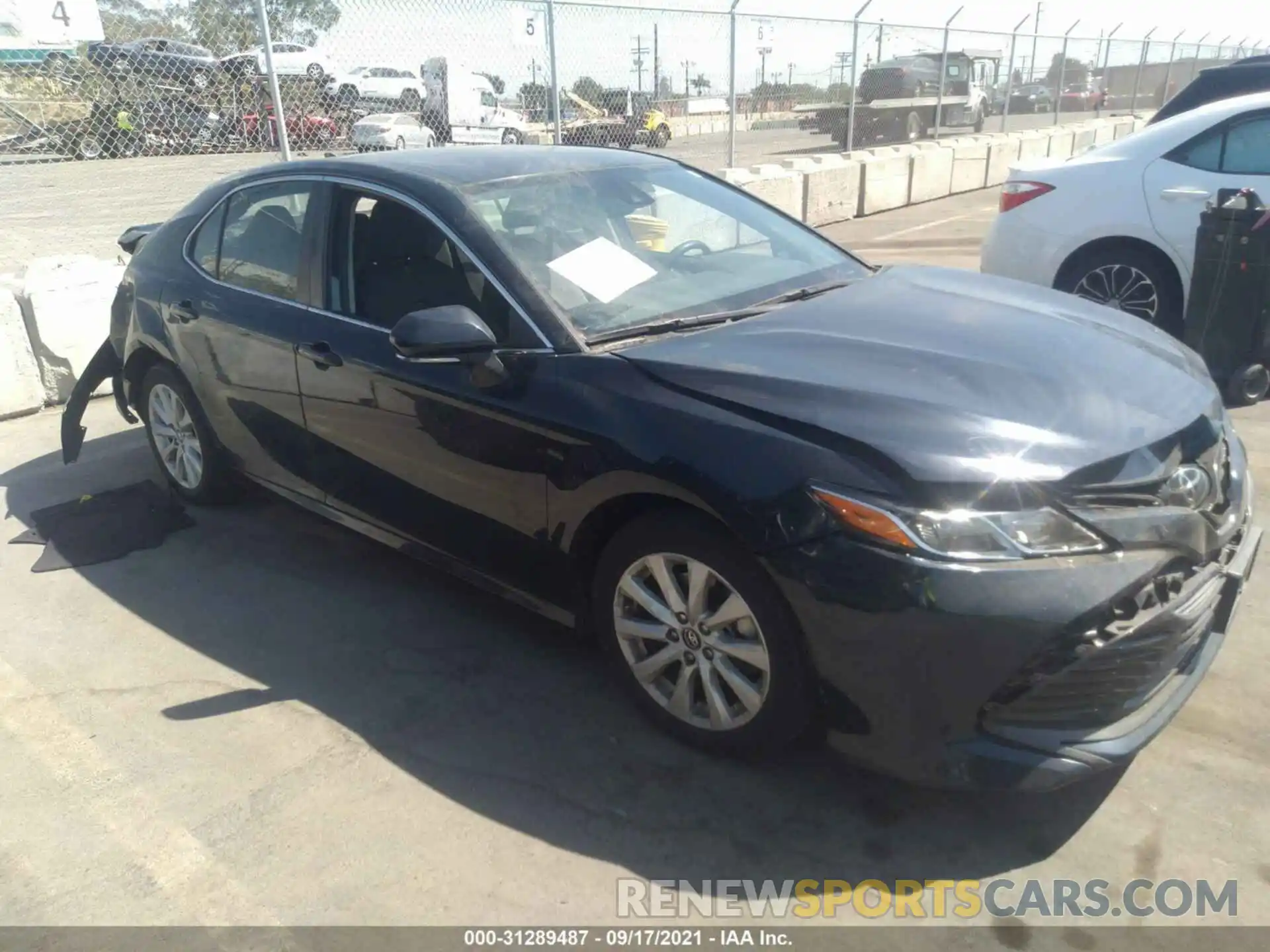 1 Photograph of a damaged car 4T1B11HK3KU709384 TOYOTA CAMRY 2019