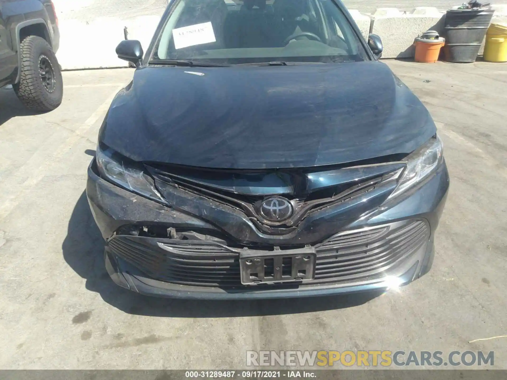 6 Photograph of a damaged car 4T1B11HK3KU709384 TOYOTA CAMRY 2019