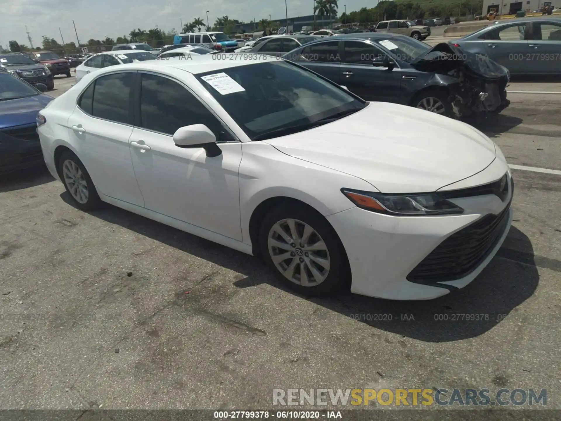 1 Photograph of a damaged car 4T1B11HK3KU711426 TOYOTA CAMRY 2019