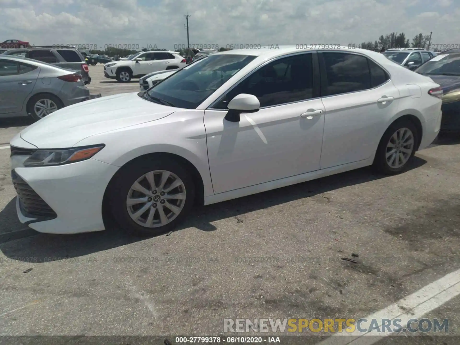 2 Photograph of a damaged car 4T1B11HK3KU711426 TOYOTA CAMRY 2019