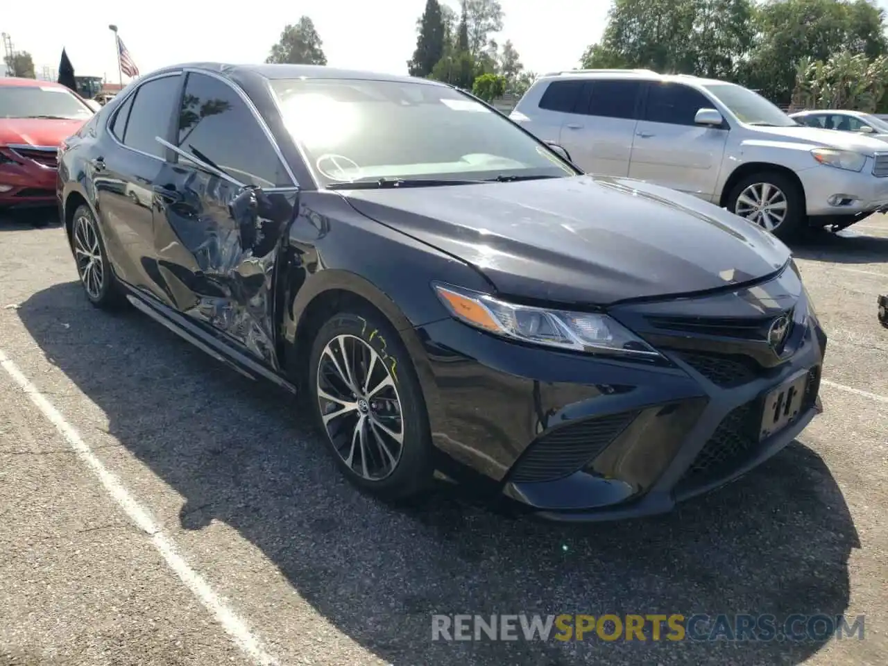 1 Photograph of a damaged car 4T1B11HK3KU712401 TOYOTA CAMRY 2019