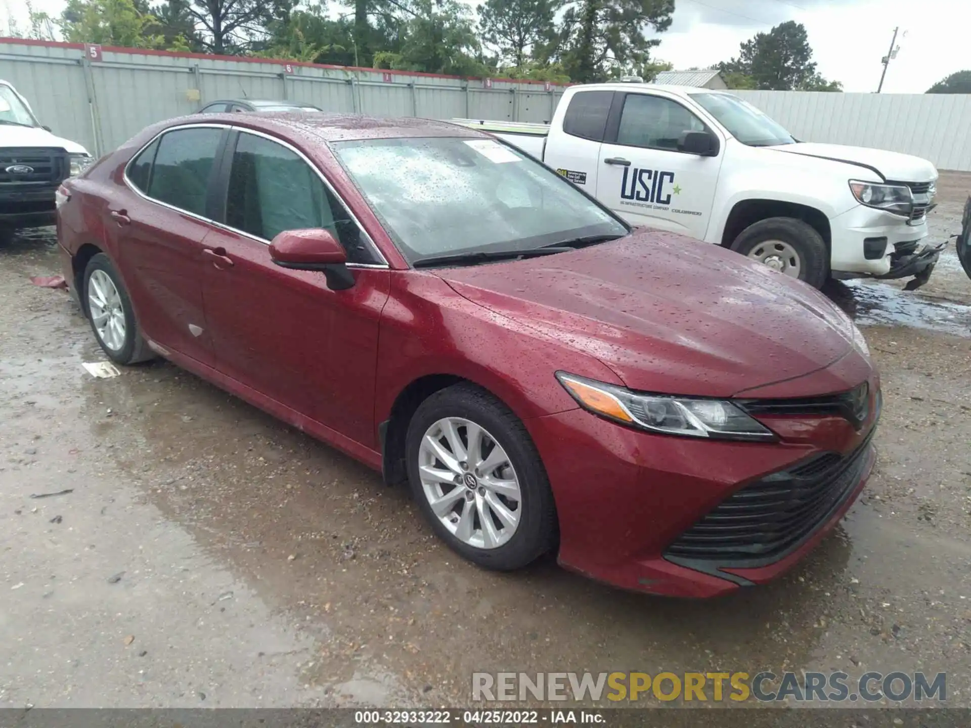 1 Photograph of a damaged car 4T1B11HK3KU712415 TOYOTA CAMRY 2019