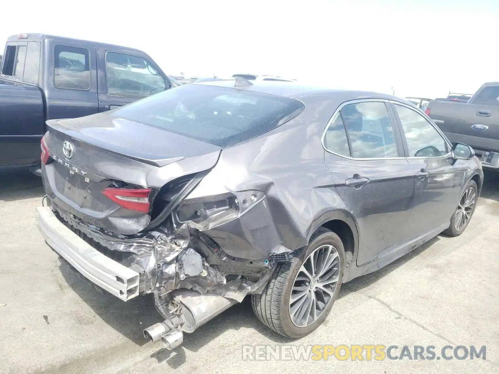 9 Photograph of a damaged car 4T1B11HK3KU713449 TOYOTA CAMRY 2019