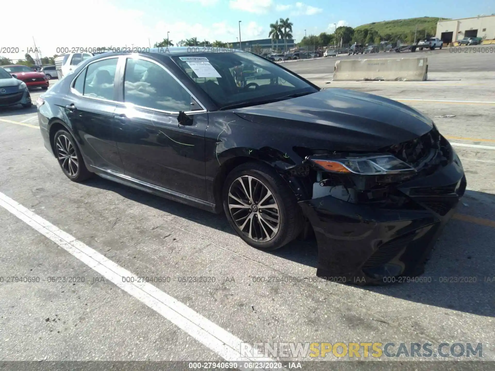 1 Photograph of a damaged car 4T1B11HK3KU713757 TOYOTA CAMRY 2019