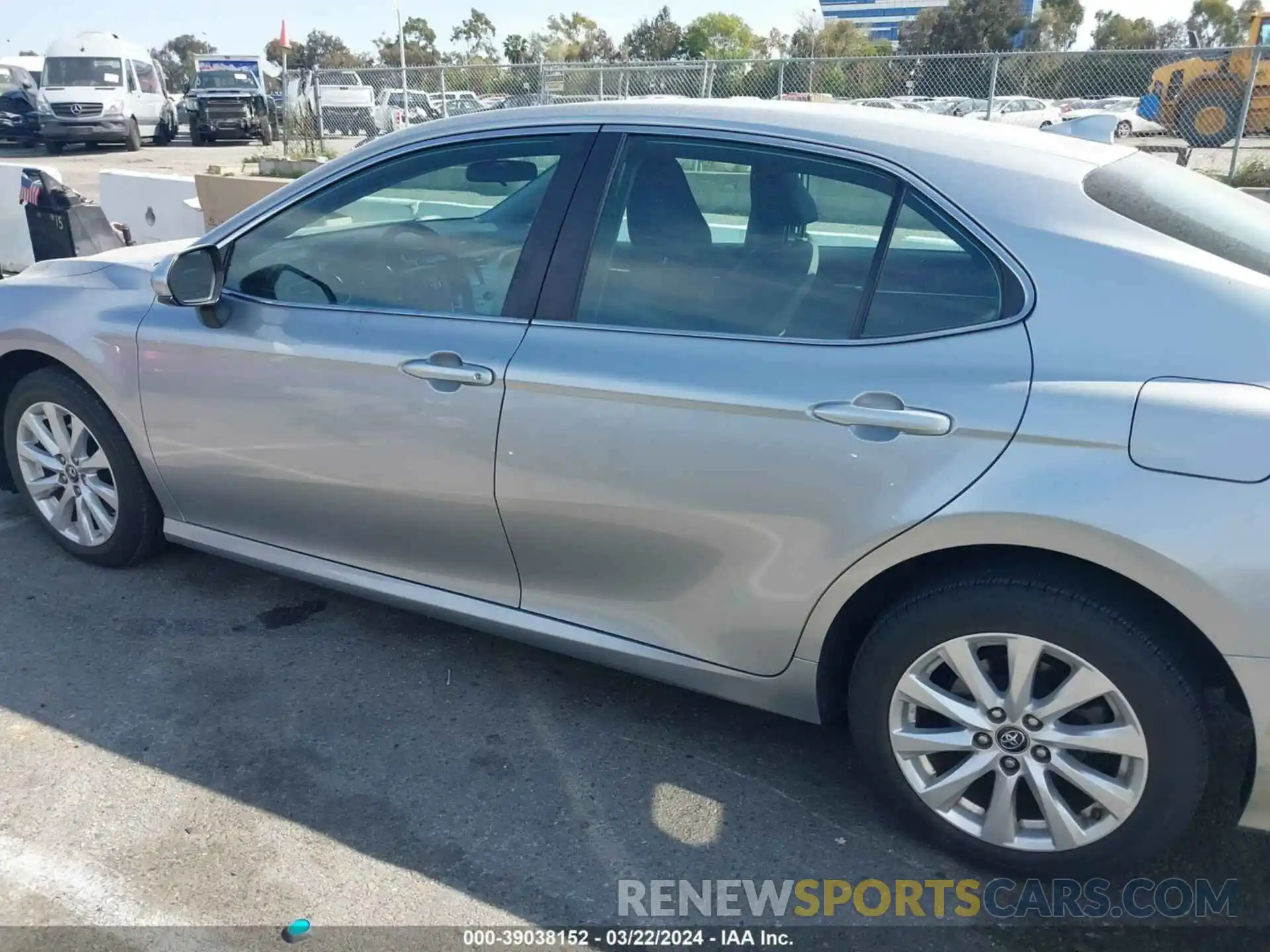 14 Photograph of a damaged car 4T1B11HK3KU715301 TOYOTA CAMRY 2019