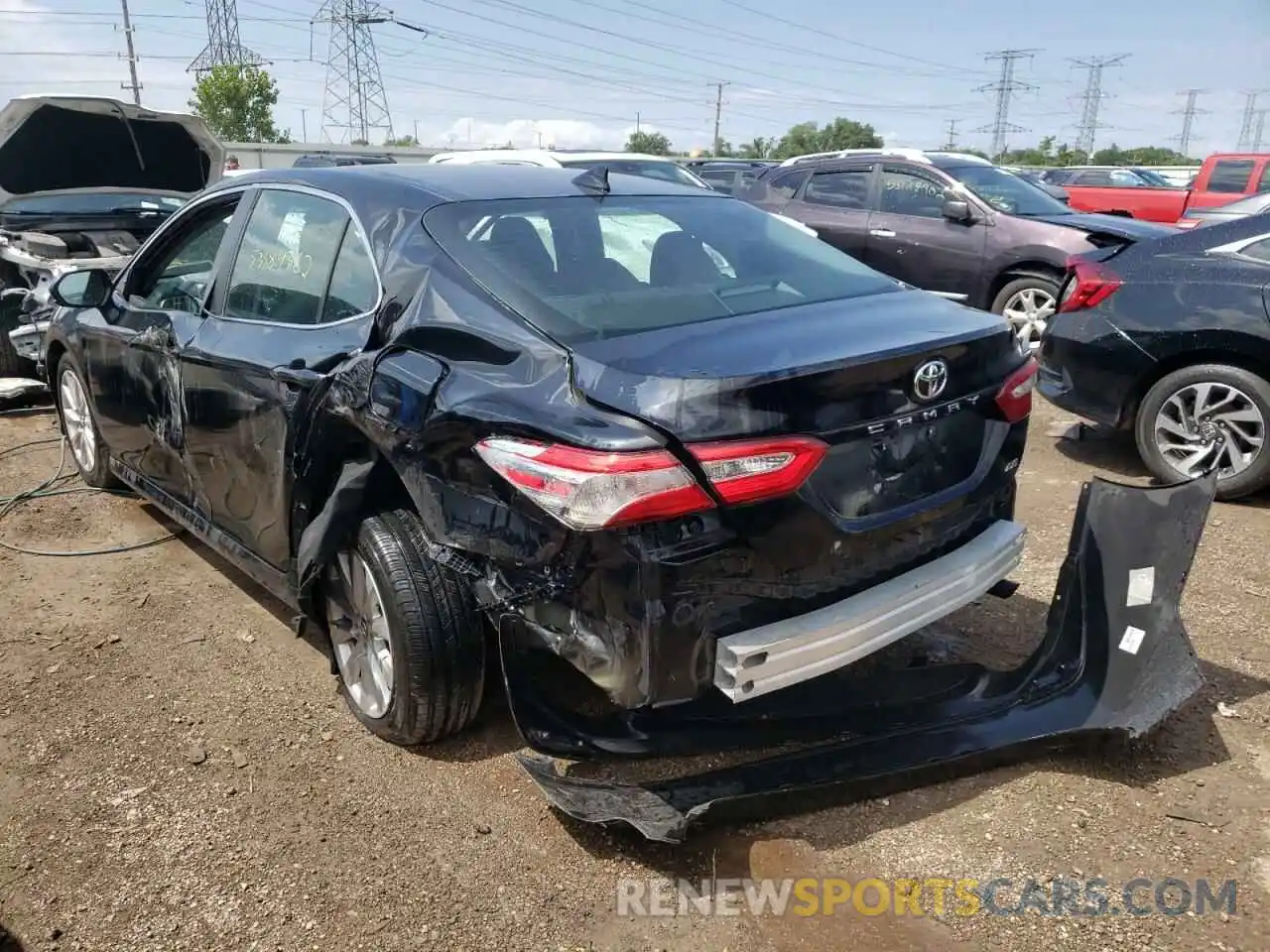 3 Фотография поврежденного автомобиля 4T1B11HK3KU715315 TOYOTA CAMRY 2019