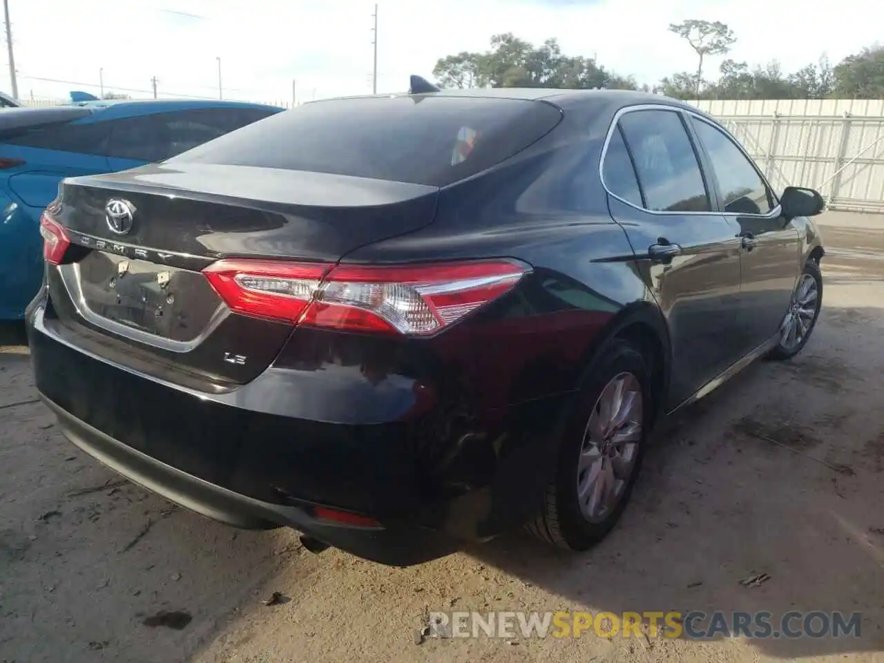 4 Photograph of a damaged car 4T1B11HK3KU715914 TOYOTA CAMRY 2019