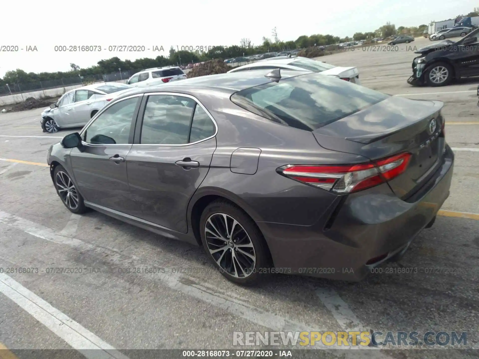 3 Photograph of a damaged car 4T1B11HK3KU716299 TOYOTA CAMRY 2019