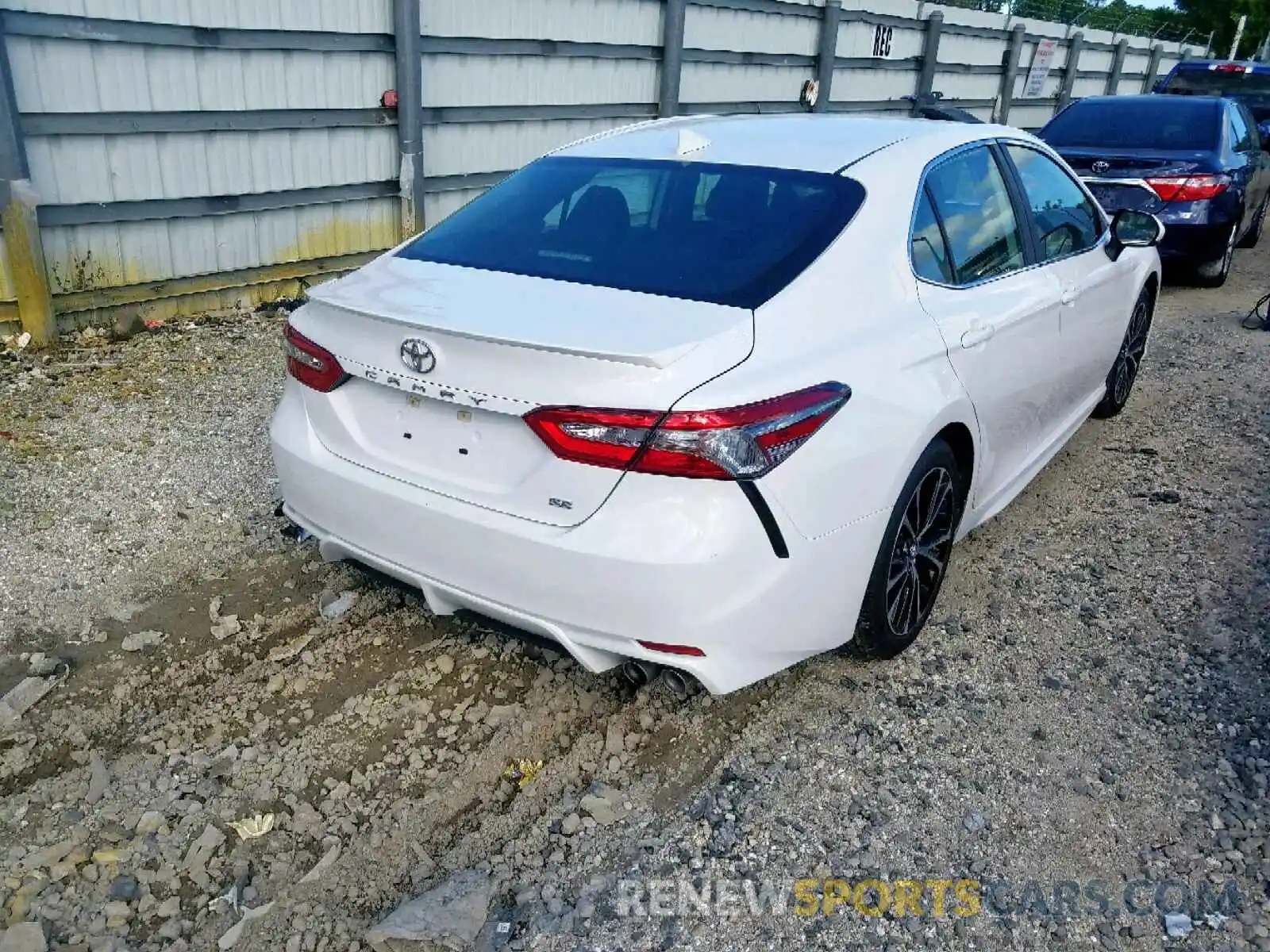 4 Photograph of a damaged car 4T1B11HK3KU717095 TOYOTA CAMRY 2019