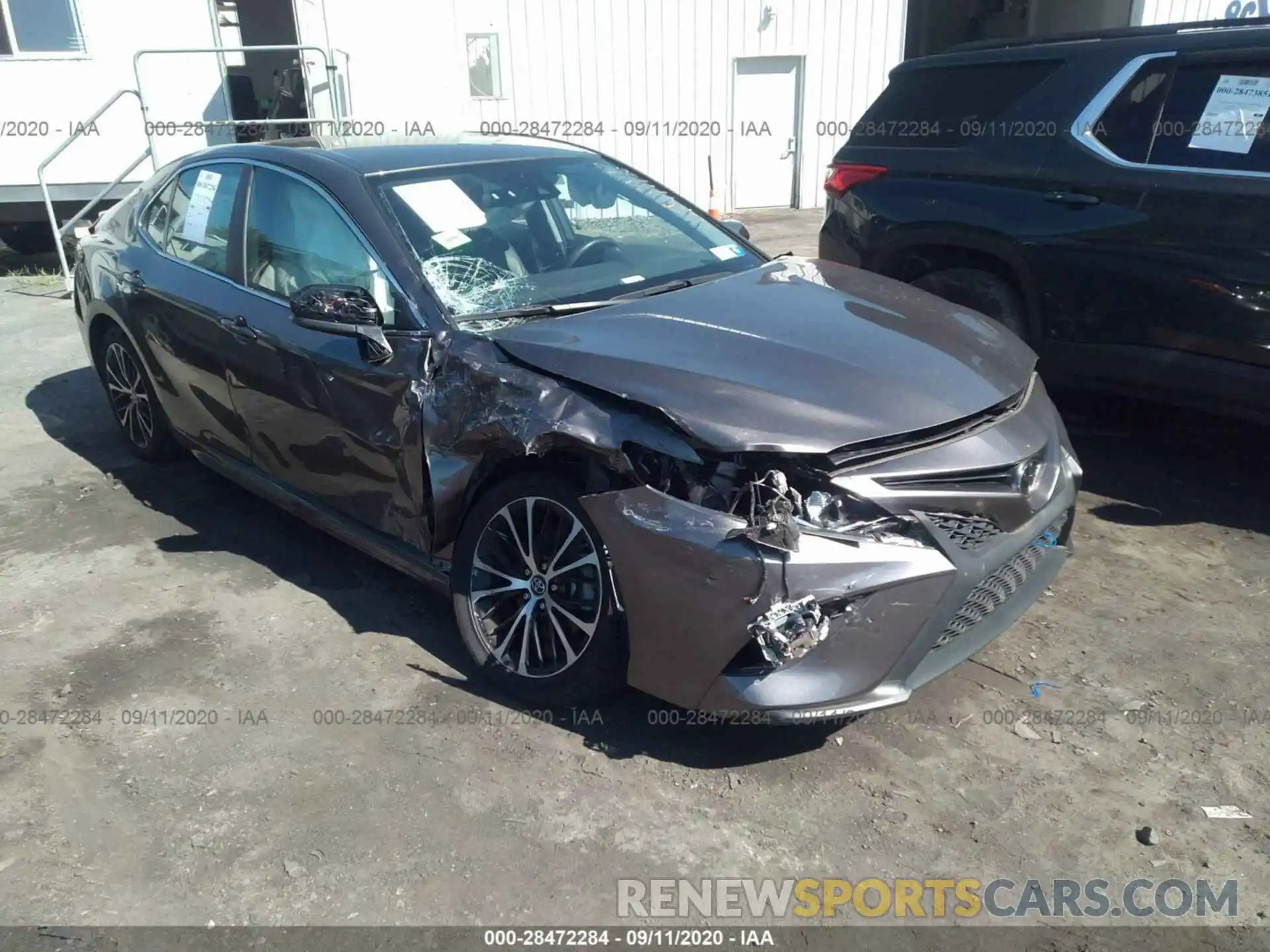 6 Photograph of a damaged car 4T1B11HK3KU717243 TOYOTA CAMRY 2019