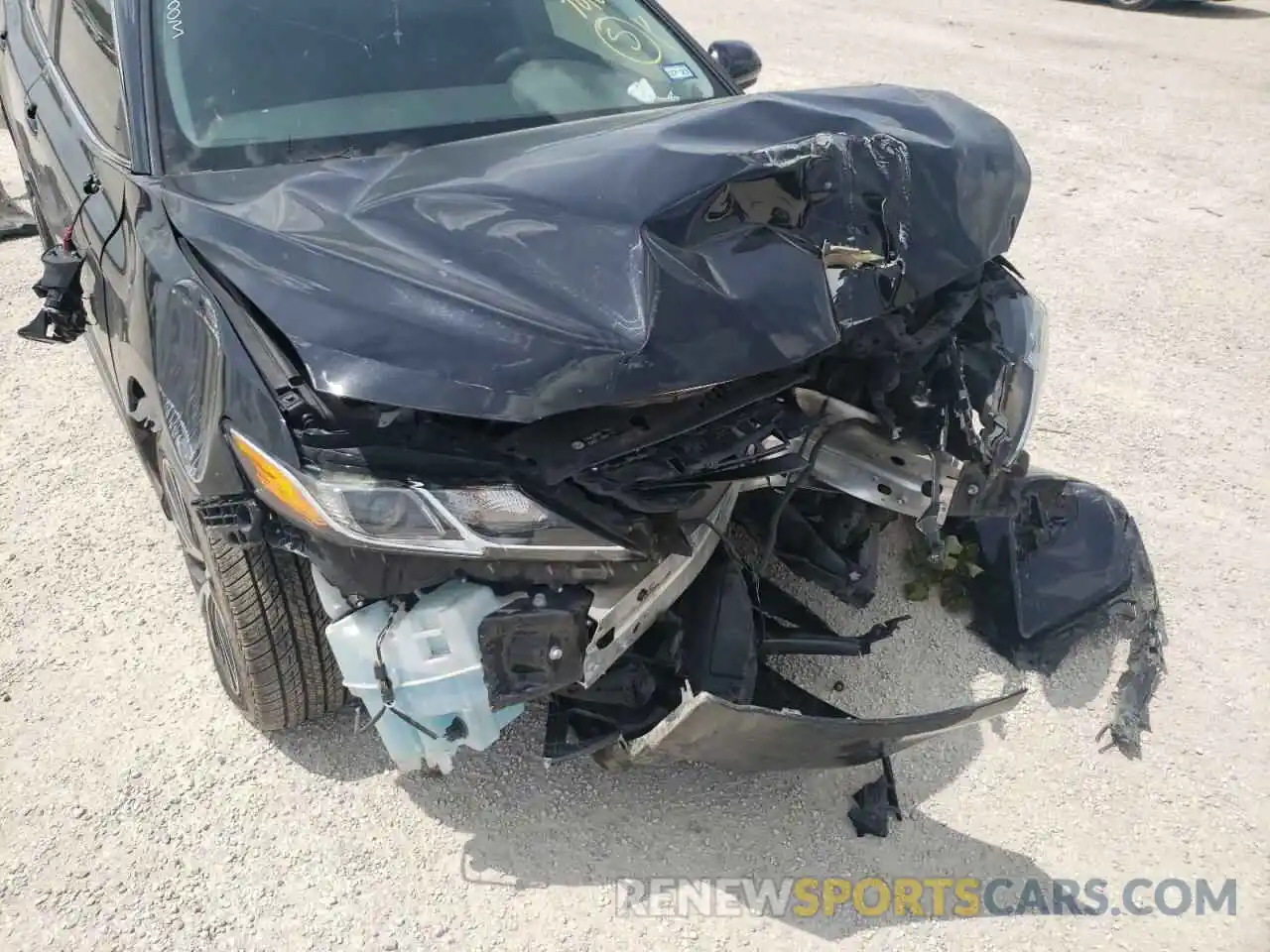 9 Photograph of a damaged car 4T1B11HK3KU718523 TOYOTA CAMRY 2019