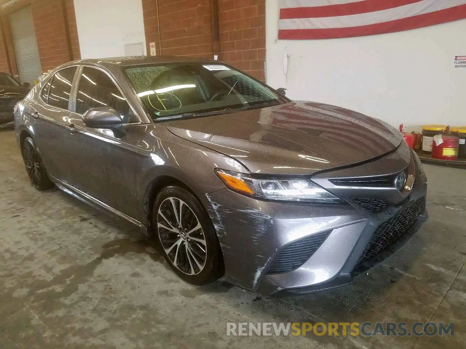 1 Photograph of a damaged car 4T1B11HK3KU720952 TOYOTA CAMRY 2019