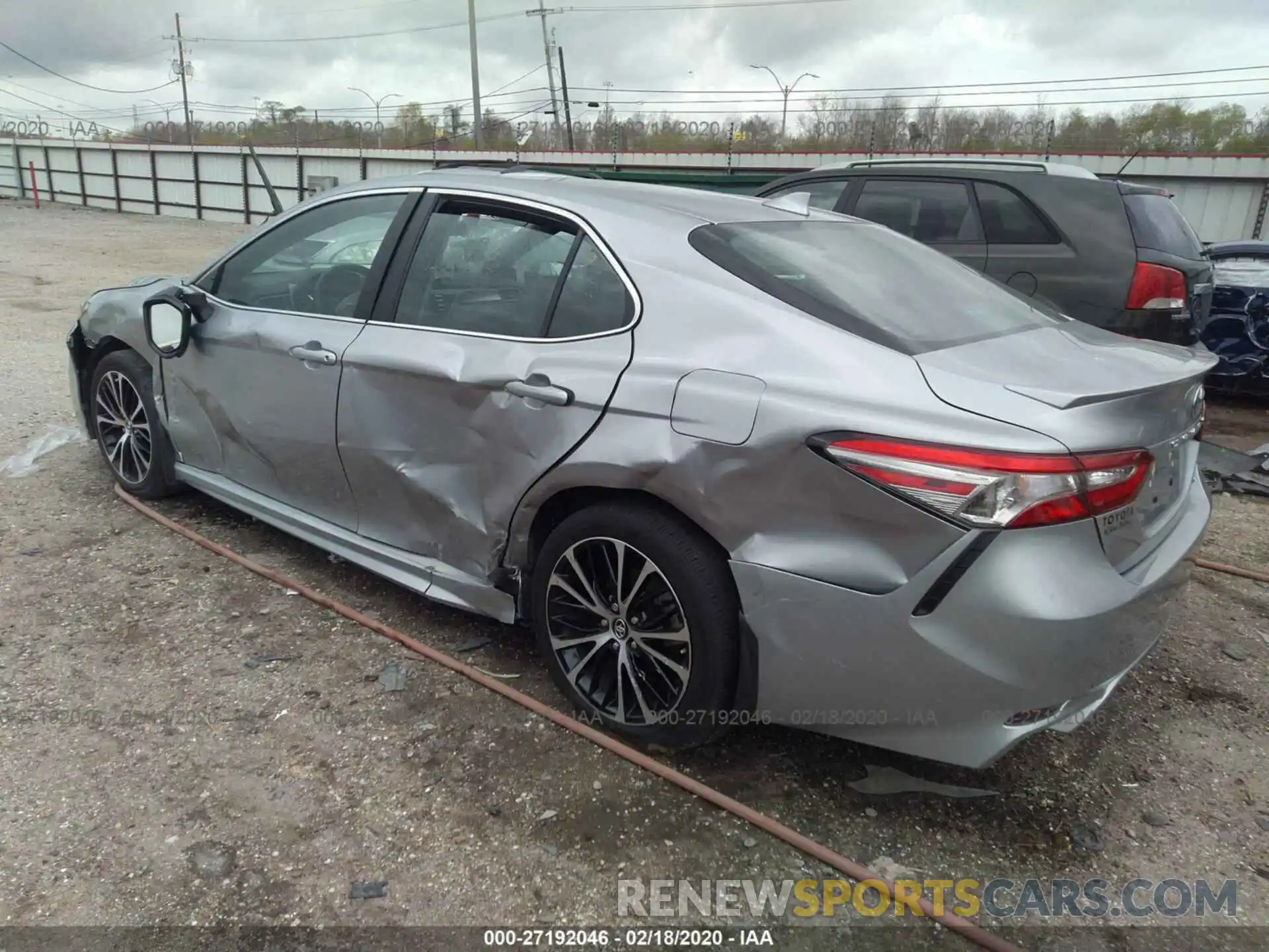 3 Photograph of a damaged car 4T1B11HK3KU721308 TOYOTA CAMRY 2019