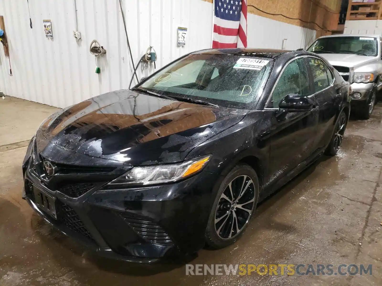 2 Photograph of a damaged car 4T1B11HK3KU724306 TOYOTA CAMRY 2019