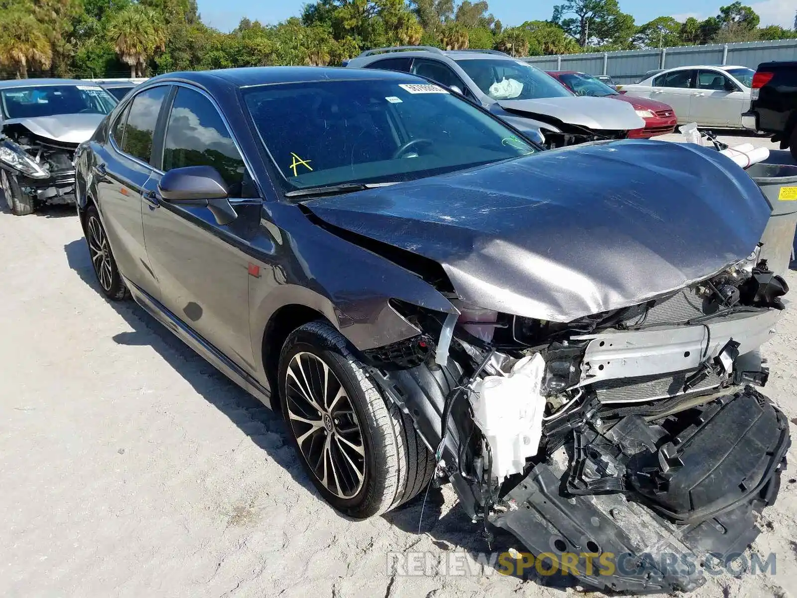 1 Photograph of a damaged car 4T1B11HK3KU724631 TOYOTA CAMRY 2019