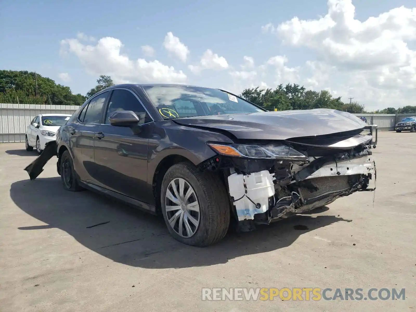 1 Photograph of a damaged car 4T1B11HK3KU725066 TOYOTA CAMRY 2019