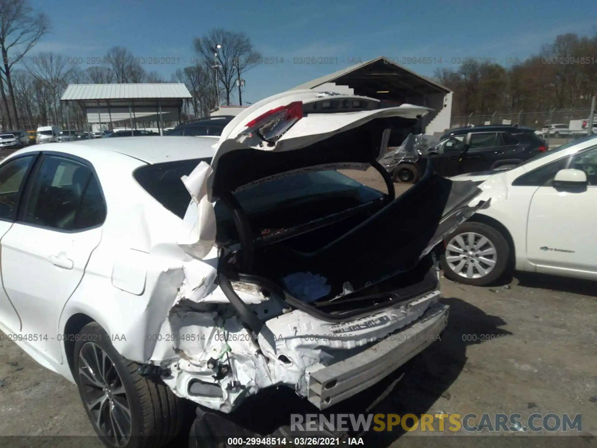 6 Photograph of a damaged car 4T1B11HK3KU725858 TOYOTA CAMRY 2019