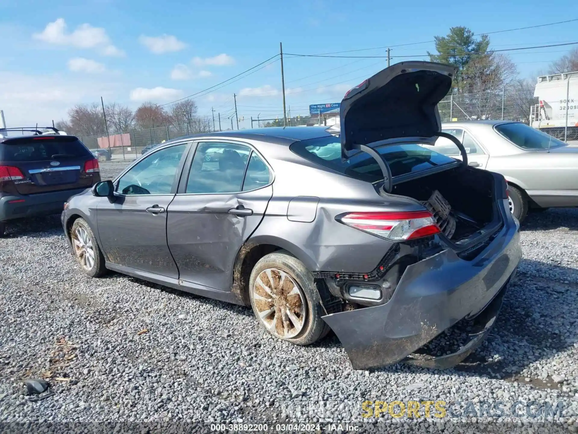 3 Photograph of a damaged car 4T1B11HK3KU727514 TOYOTA CAMRY 2019